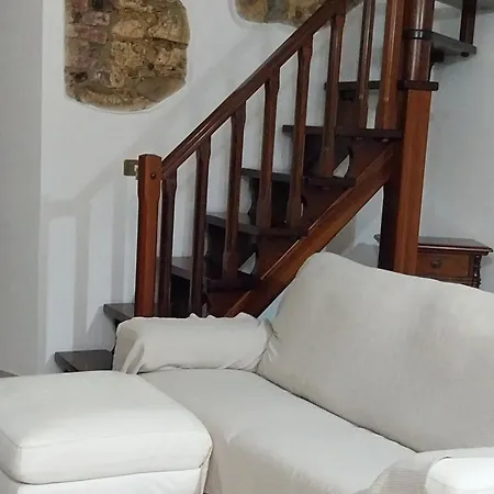 Simon's Санто-Стефано-ди-Магра